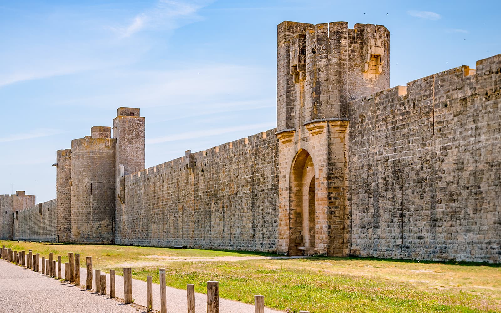 Towers & Walls Of Aigues-Mortes Tickets in Provence - Activities | TickYourList