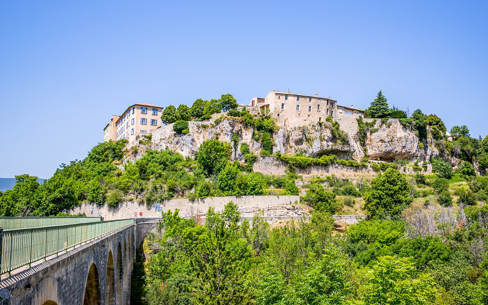 From Avignon: Lavender Fields Tour tickets in Provence - Features | TickYourList