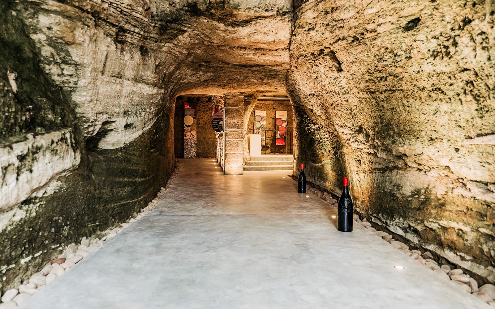Châteauneuf-du-Pape Wine Tasting Tour tickets in Provence - Activities | TickYourList