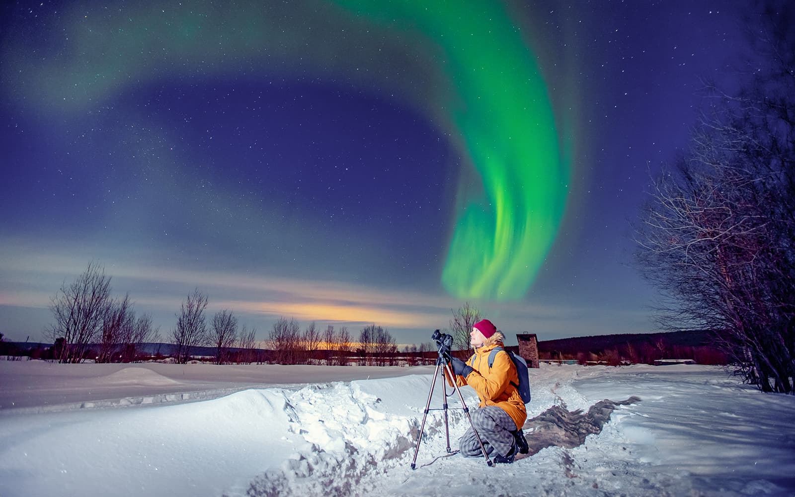 Reykjavik: Northern Lights Small Group Tour tickets in Reykjavik - Features | TickYourList
