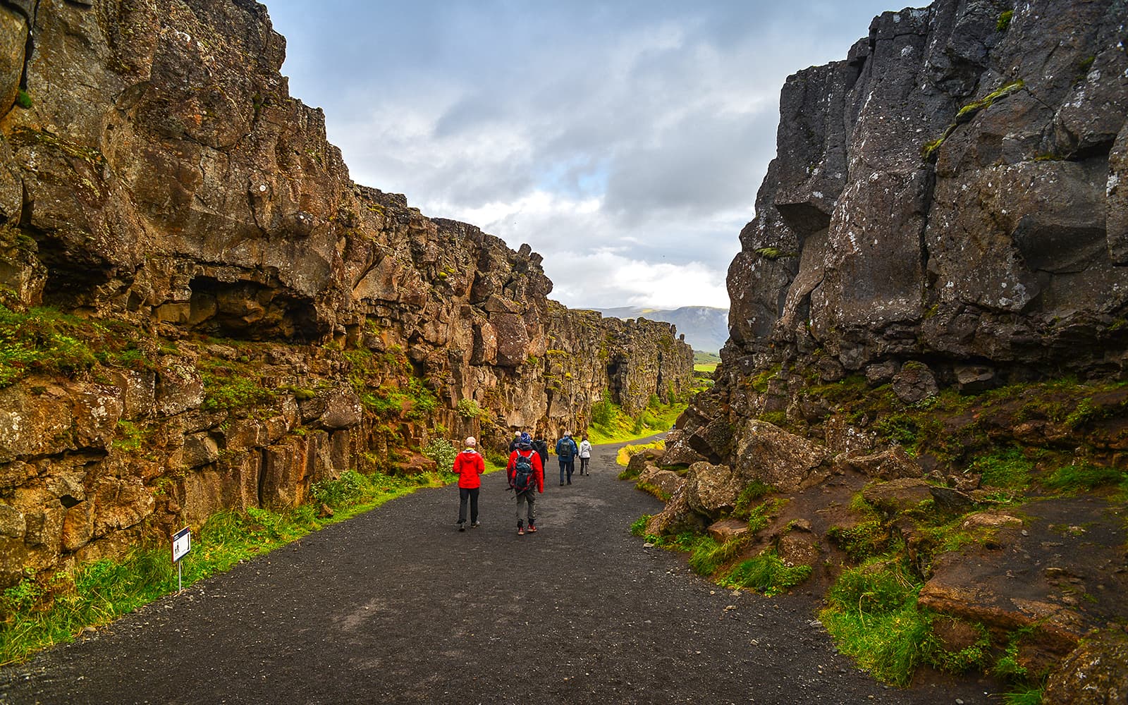 From Reykjavik: Golden Circle Full-Day Guided Tour tickets in Reykjavik - Features | TickYourList