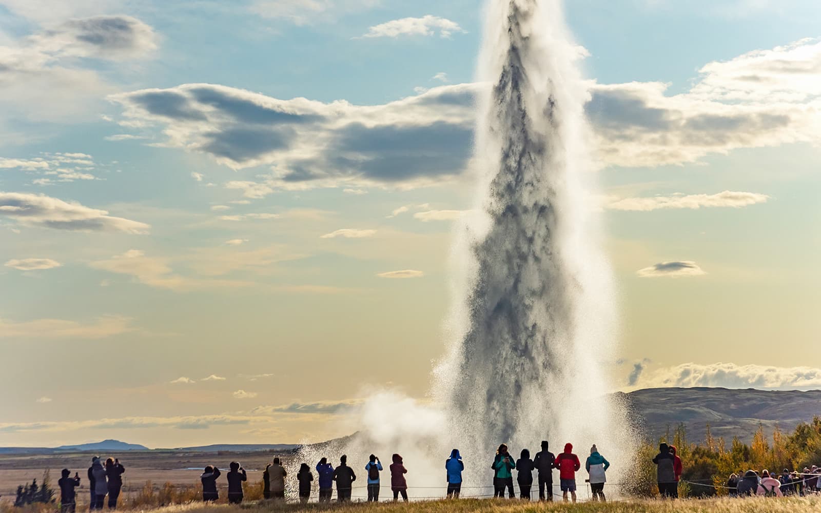 Reykjavik: Northern Lights & Golden Circle Full Day Trip tickets in Reykjavik - Features | TickYourList