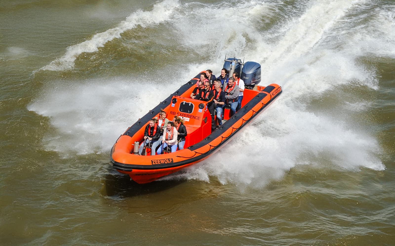 45-Min Rotterdam Harbour Tour on RIB Speedboat
