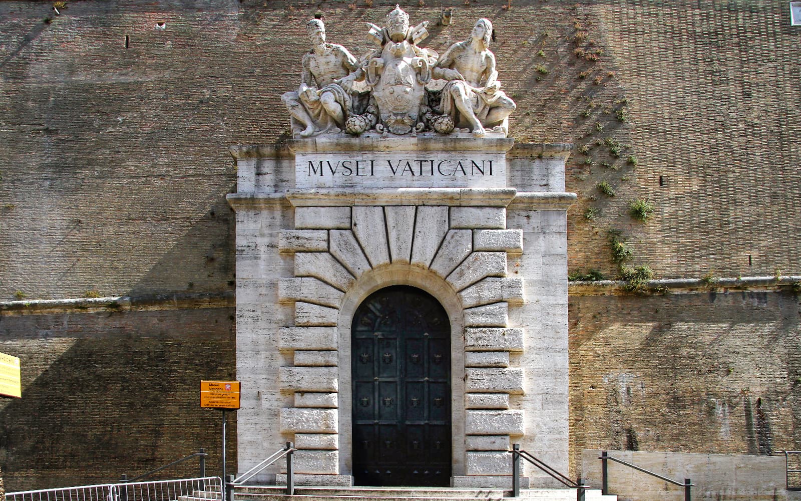 Combo (Save 9%): Colosseum + Vatican Museums Tickets in Rome - Features | TickYourList