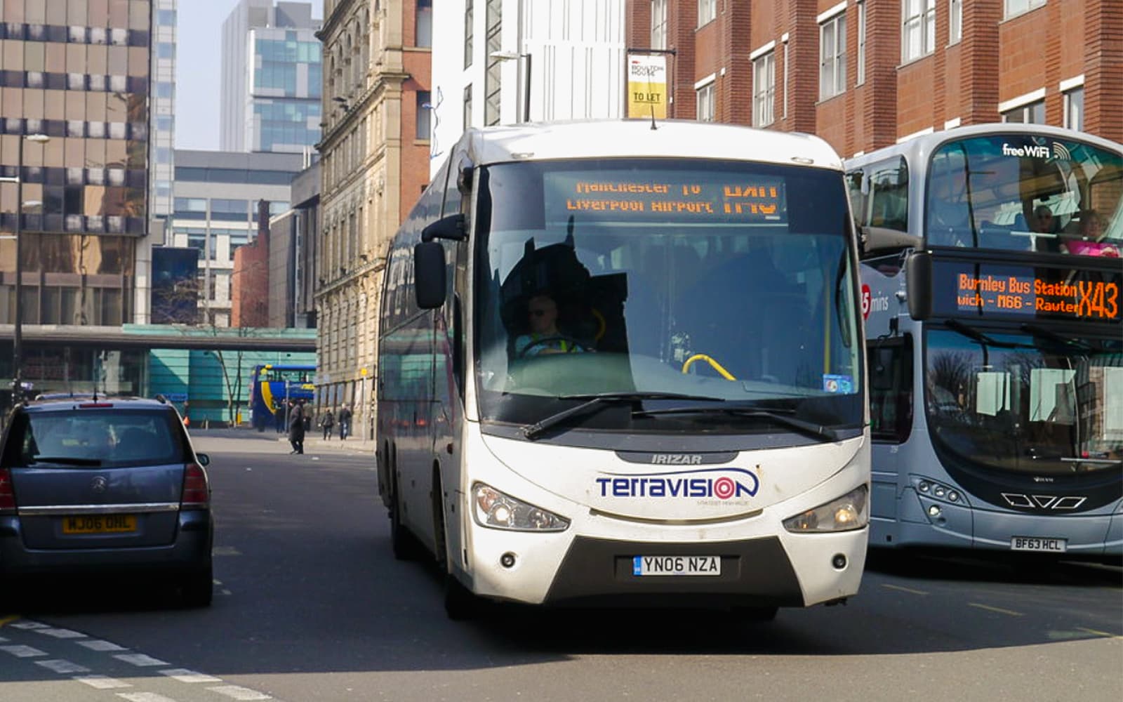 One-Way Bus Transfers between Vatican City & Rome Fiumicino Airport tickets in Rome - Full Experience | TickYourList