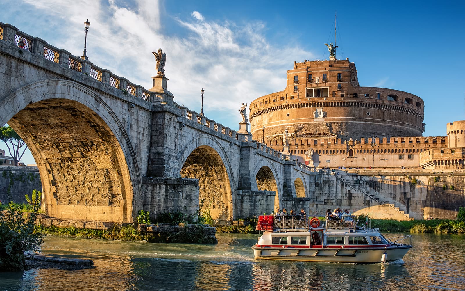 Tiber River Aperitif Cruise