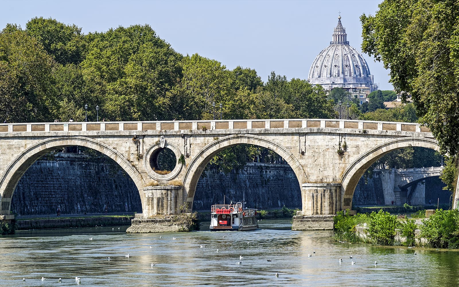 Rome Hop-On Hop-Off Boat Tour tickets in Rome - Attractions | TickYourList