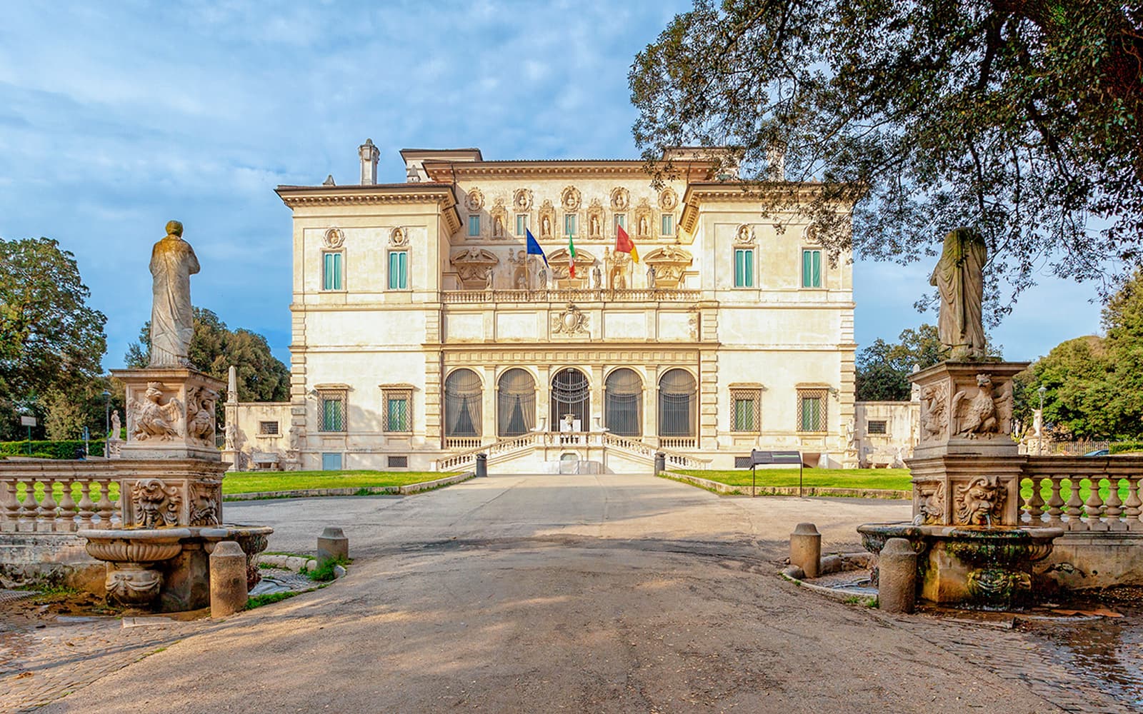 Eternal City Highlights Golf Cart Tour with Gelato - 3 hr tickets in Rome - Attractions | TickYourList