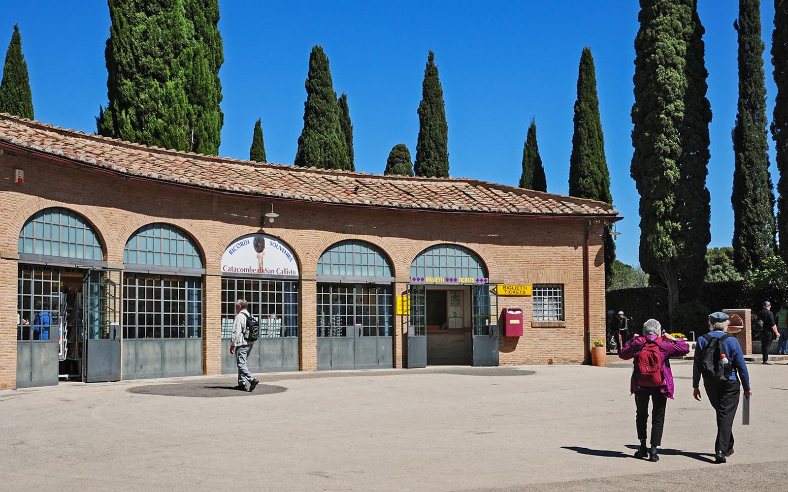 St. Callixtus & Other Catacombs Tour with Transfers tickets in Rome - Features | TickYourList