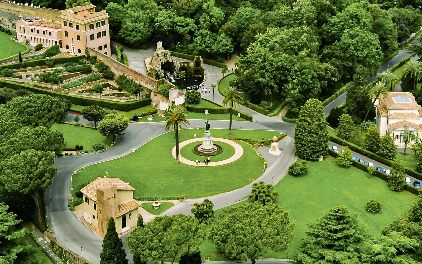 Vatican Gardens and Sistine Chapel Guided Tour tickets in Rome - Attractions | TickYourList