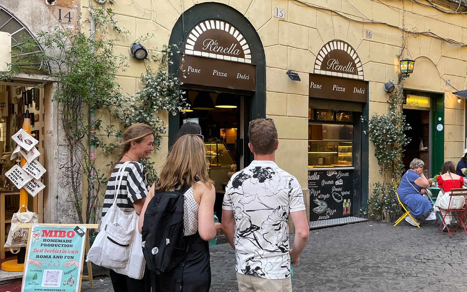 Guided Food & Wine Tour in Trastevere and the Jewish Ghetto experience tickets in Rome | TickYourList