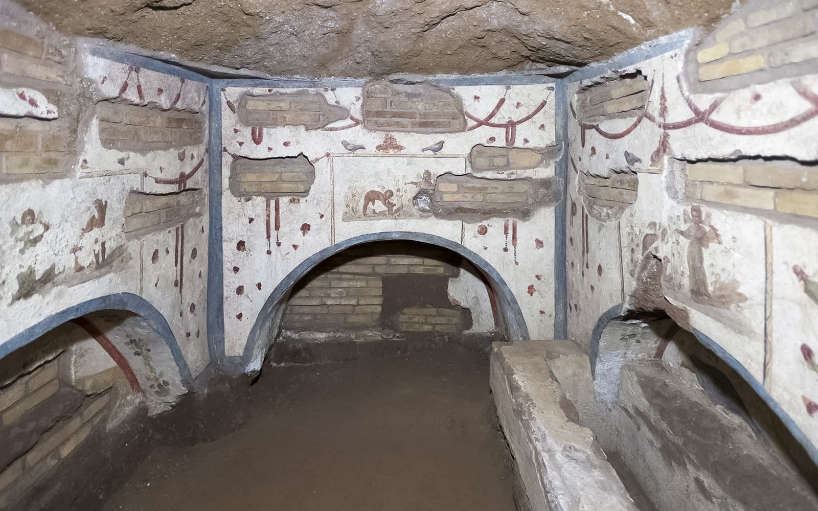 Rome E-Bike Rental & Catacombs Tour tickets in Rome - Features | TickYourList