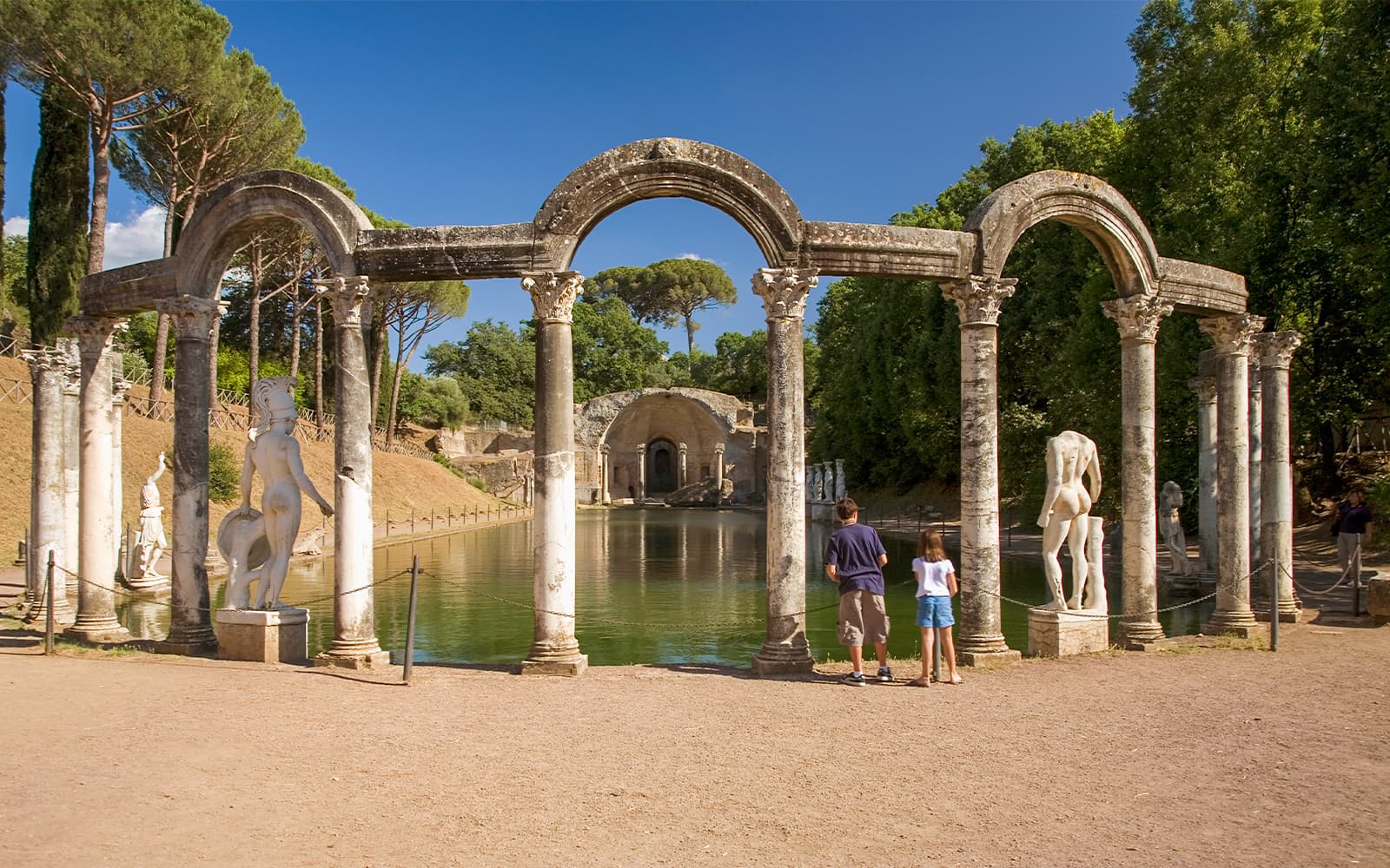 From Rome: Villa d'Este & Hadrian's Villa Guided Day Trip
