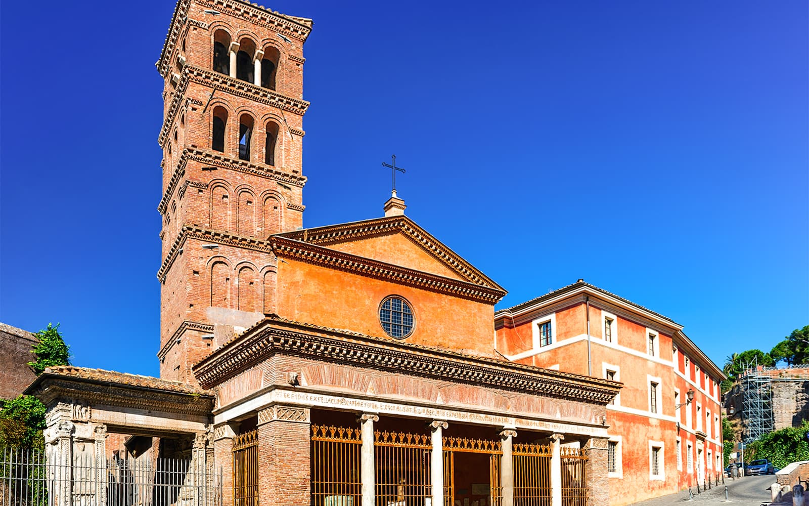 Combo: Velabrum Walking Tour + Rome Hop-On Hop-Off Bus Tour tickets in Rome - Activities | TickYourList