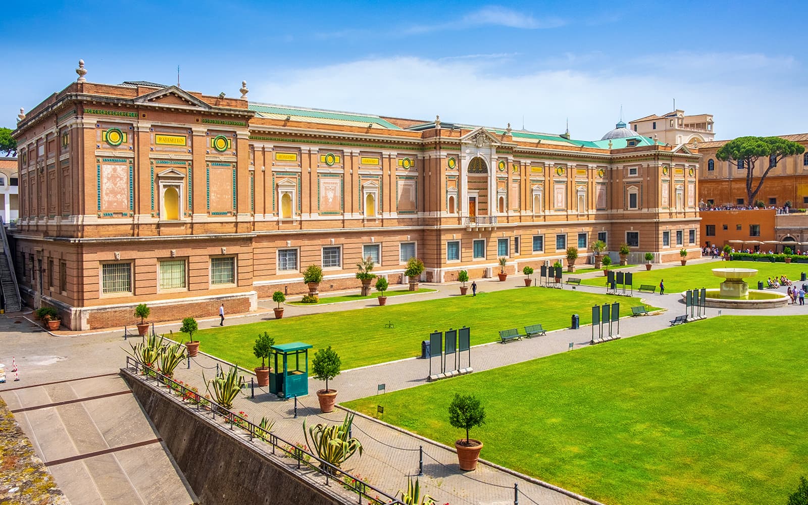 Small-Group Guided Tour of Vatican Museums & Sistine Chapel