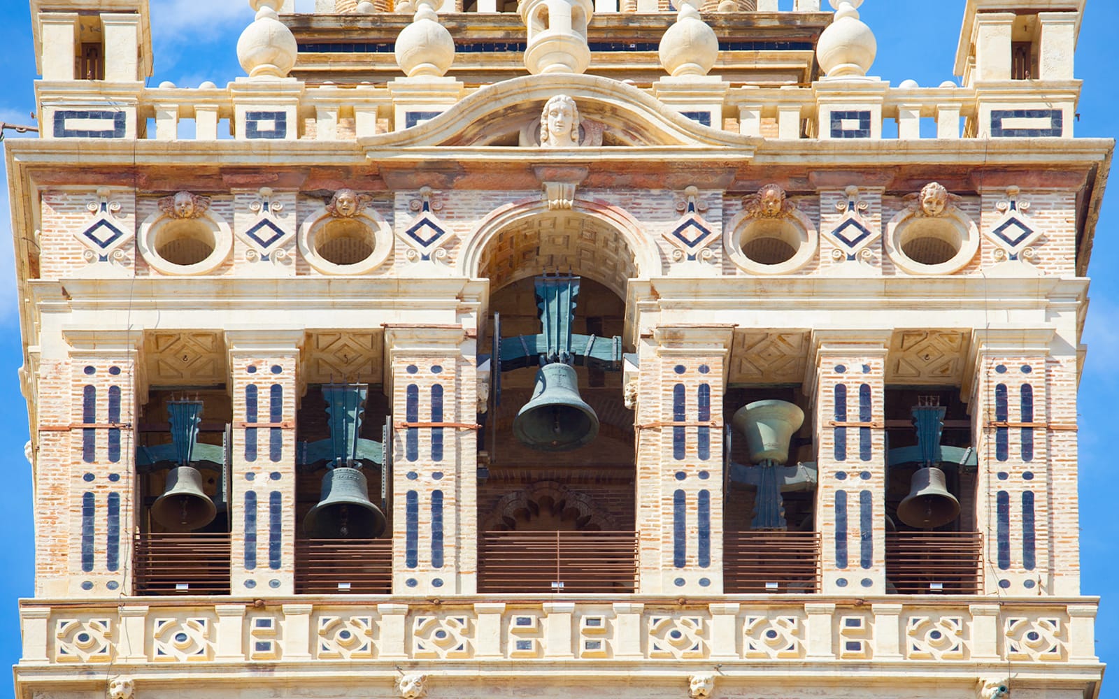Combo (Save 5%): Seville Hop-on-Hop-off Bus Tour + Seville Cathedral & La Giralda Tickets in Seville - Highlights | TickYourList