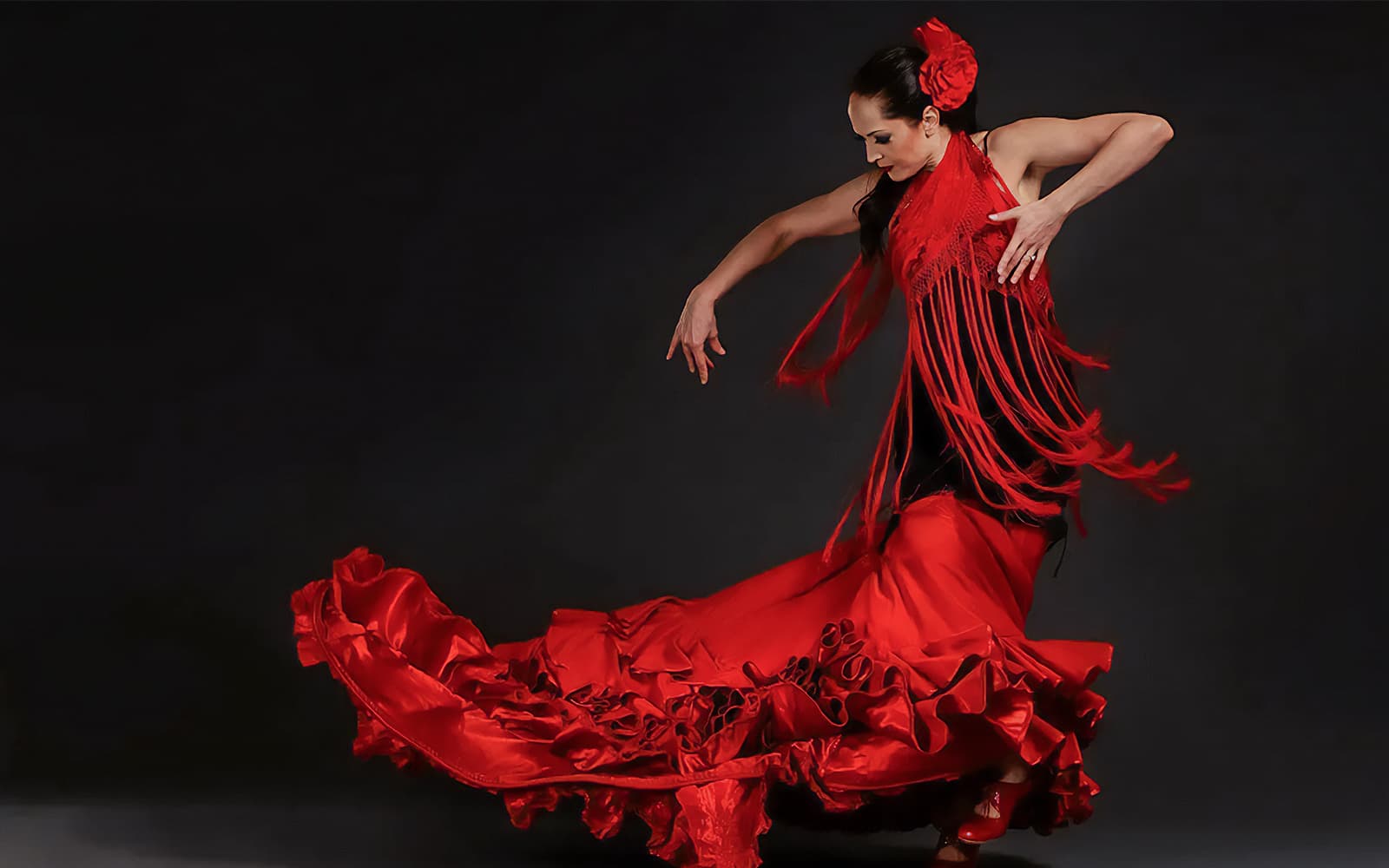 Triana Guided Walking Tour with Tapas & Flamenco Show tickets in Seville - Full Experience | TickYourList