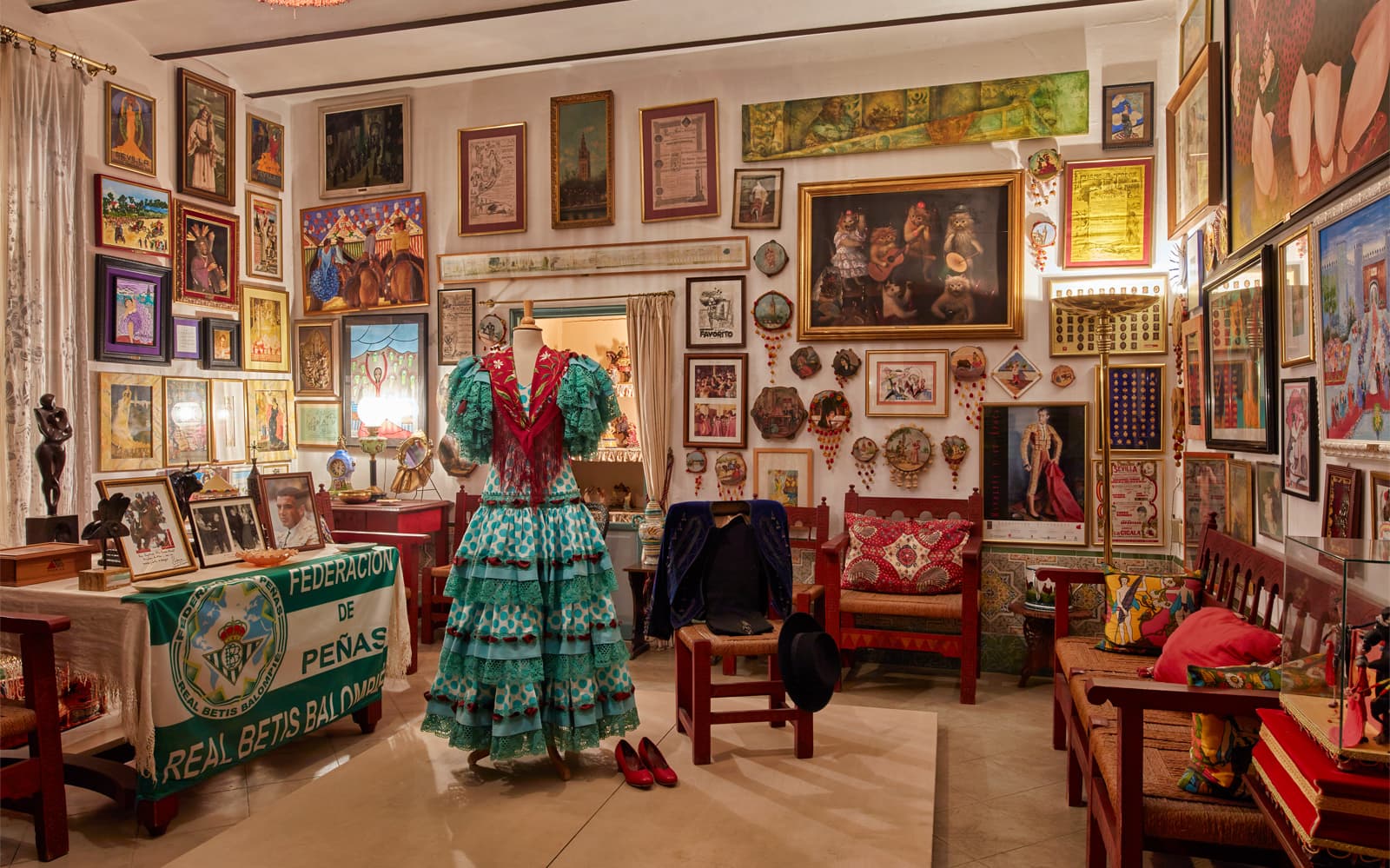 Tickets to Palacio de las Dueñas with Audio Guide in Seville - Features | TickYourList