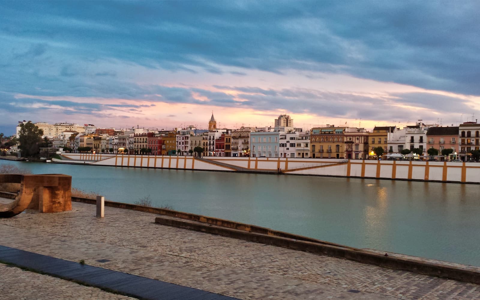 Legends of Triana Night Spanish Guided Tour