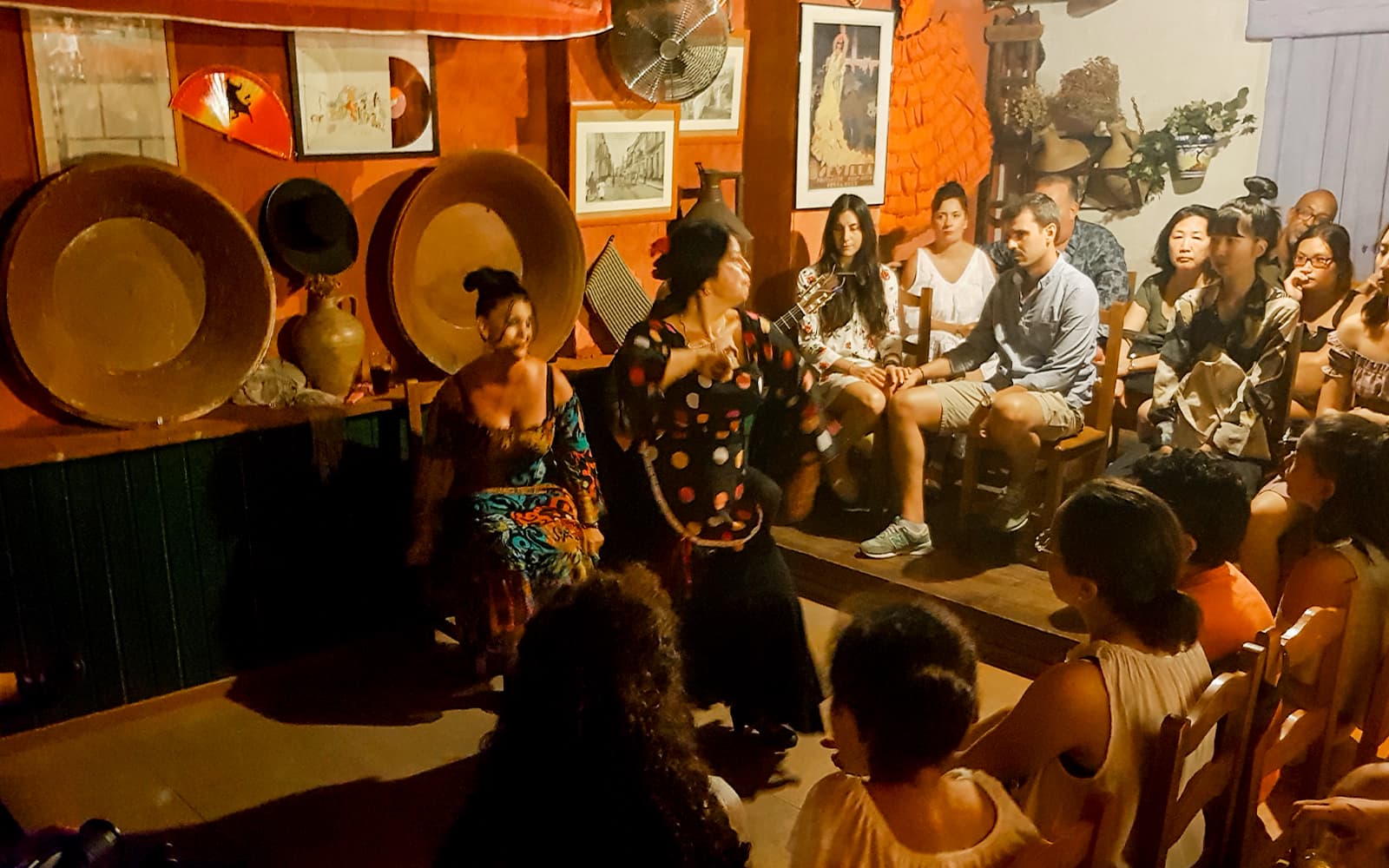 Guided Tour of Triana with Flamenco Tickets and Tapas in Seville - Features | TickYourList