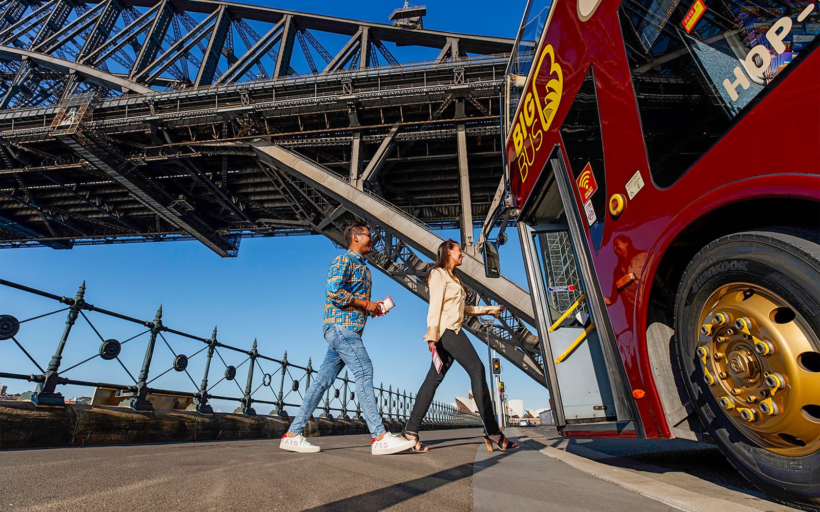 Combo (Save 15%): Sydney Hop-On-Hop-Off Bus Tour + SEA LIFE Aquarium Tickets in Sydney - Attractions | TickYourList
