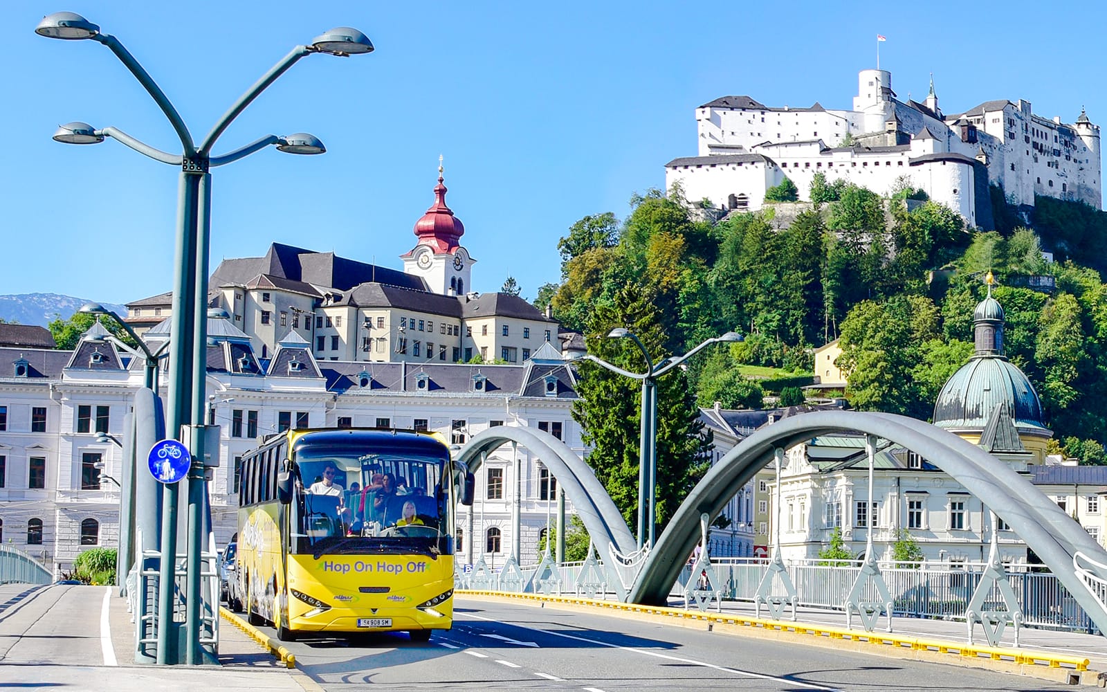 Salzburg Sightseeing: Hop-on Hop-off Bus Tour