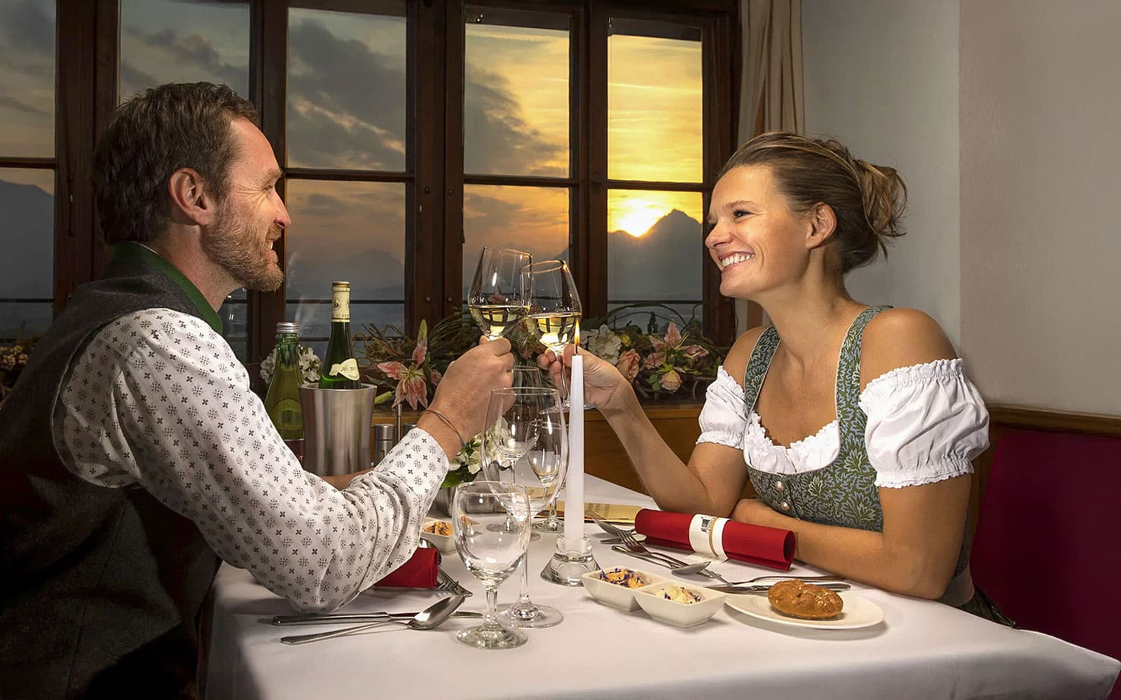 Fortress Hohensalzburg: Best of Mozart Concert with Dinner and River Cruise tickets in Salzburg - Activities | TickYourList