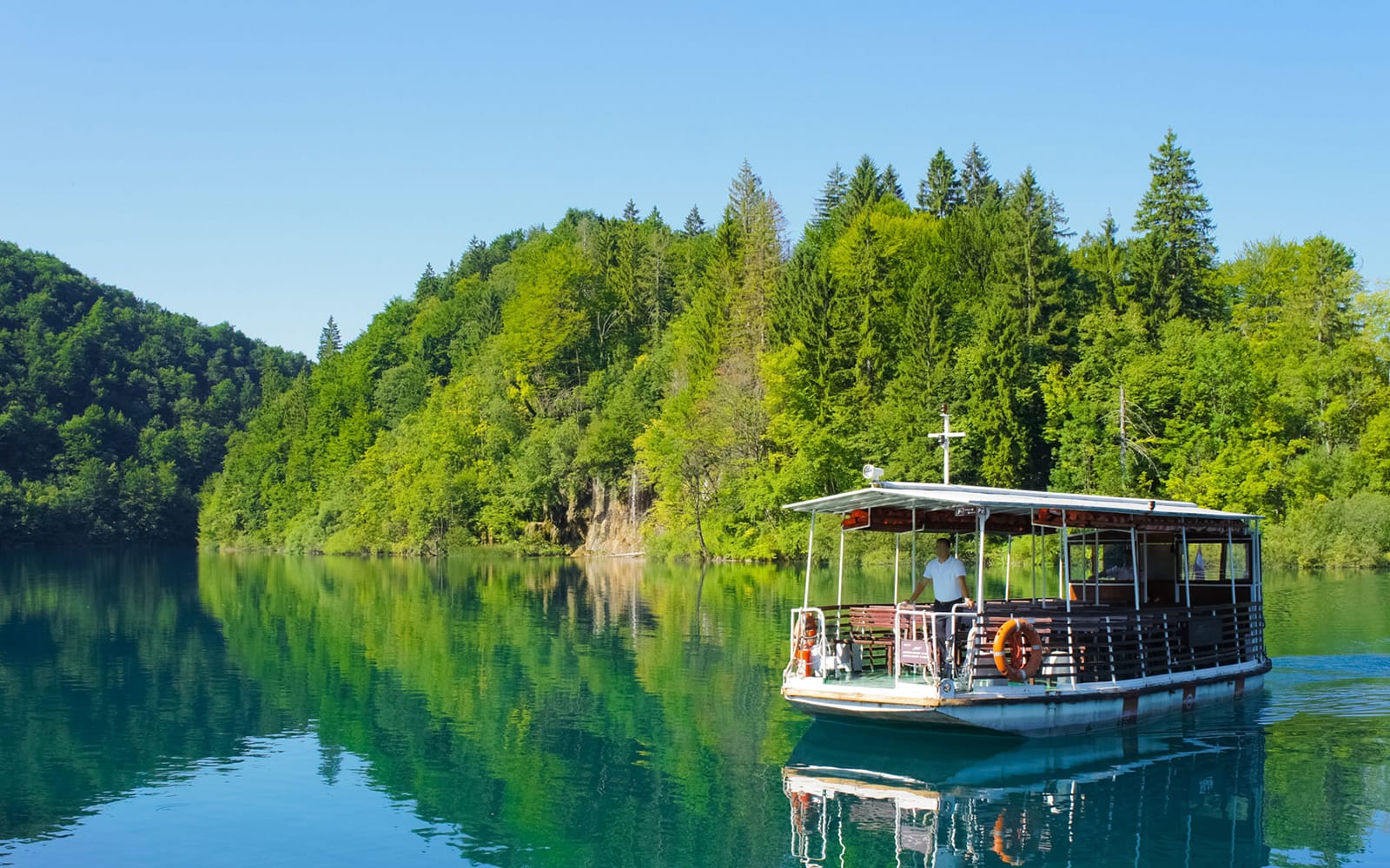 Plitvice Lakes National Park Entry with Panoramic Train & Boat Ride tickets in Split - Activities | TickYourList
