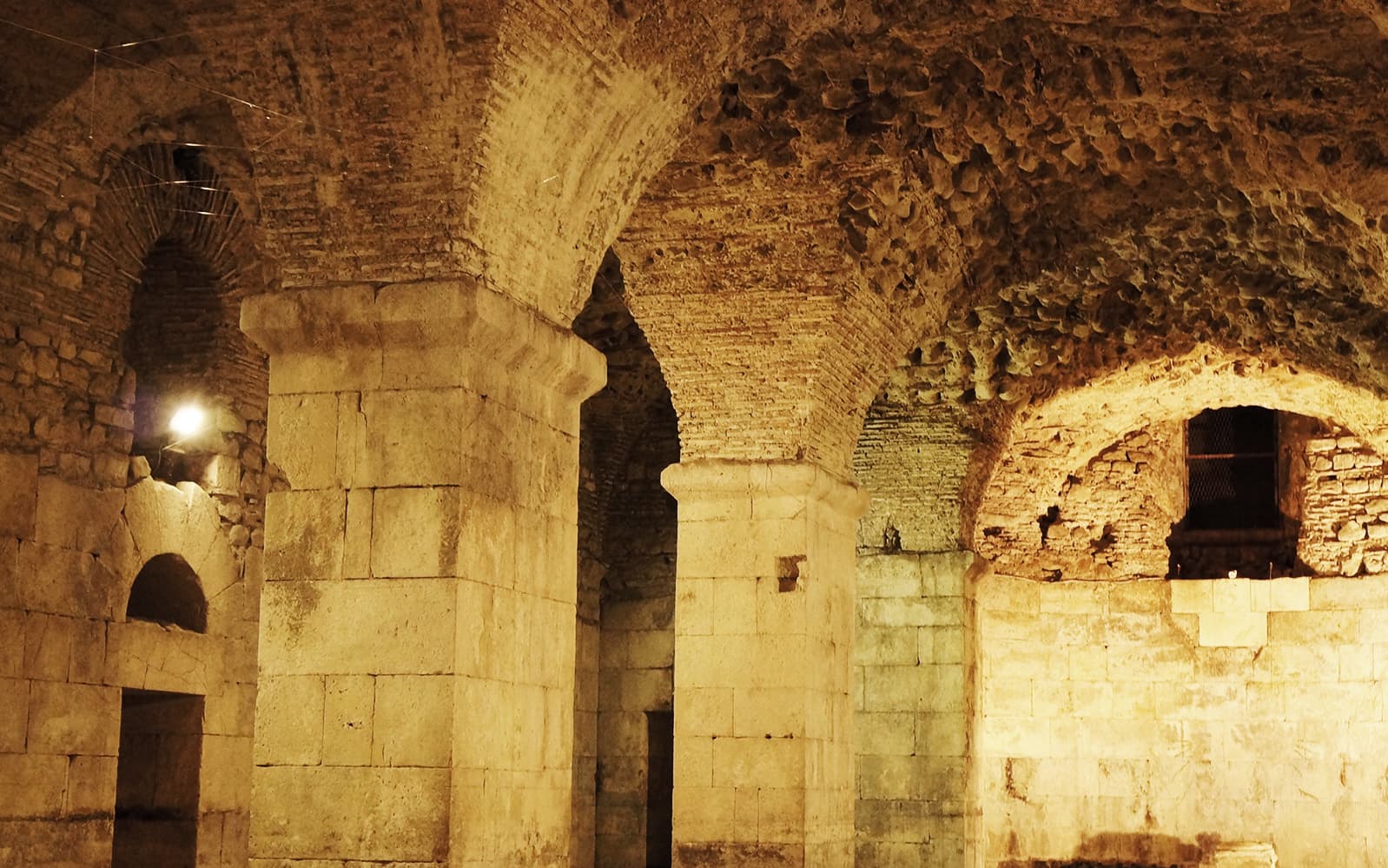 Split: Game of Thrones Tour with Diocletian's Cellar