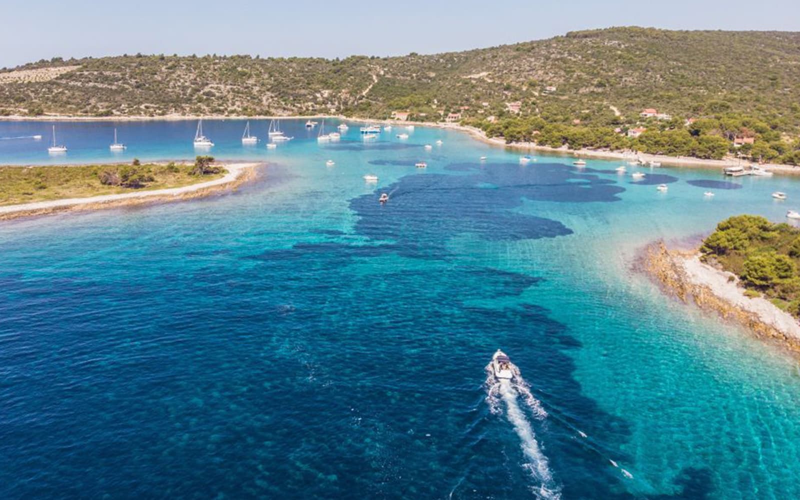 From Split: Blue Lagoon, Duga Bay & Trogir Boat Tour with Snorkeling