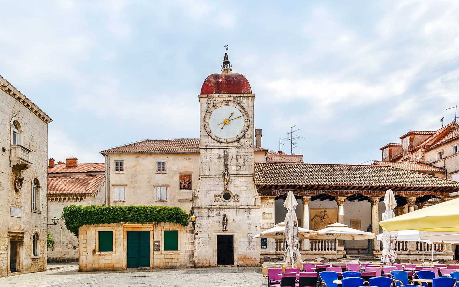 City Sightseeing: Split Hop-on Hop-off Bus Tour with Panoramic Tour tickets in Split - Activities | TickYourList
