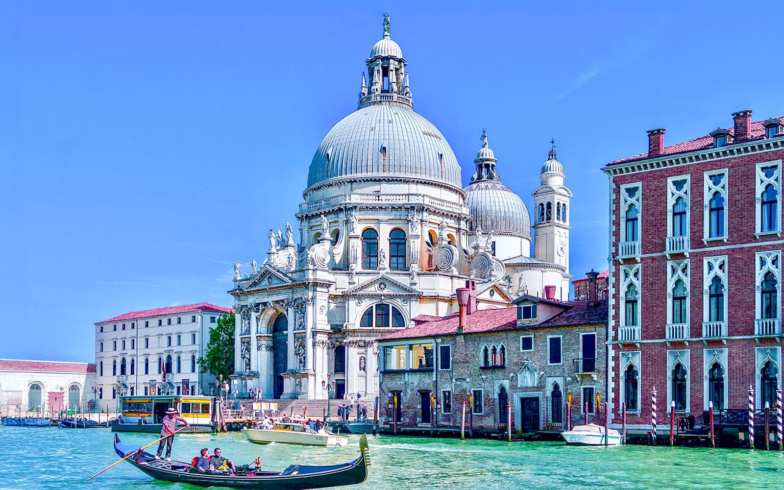 Venice Classic Gondola Ride tickets in Venice - Features | TickYourList