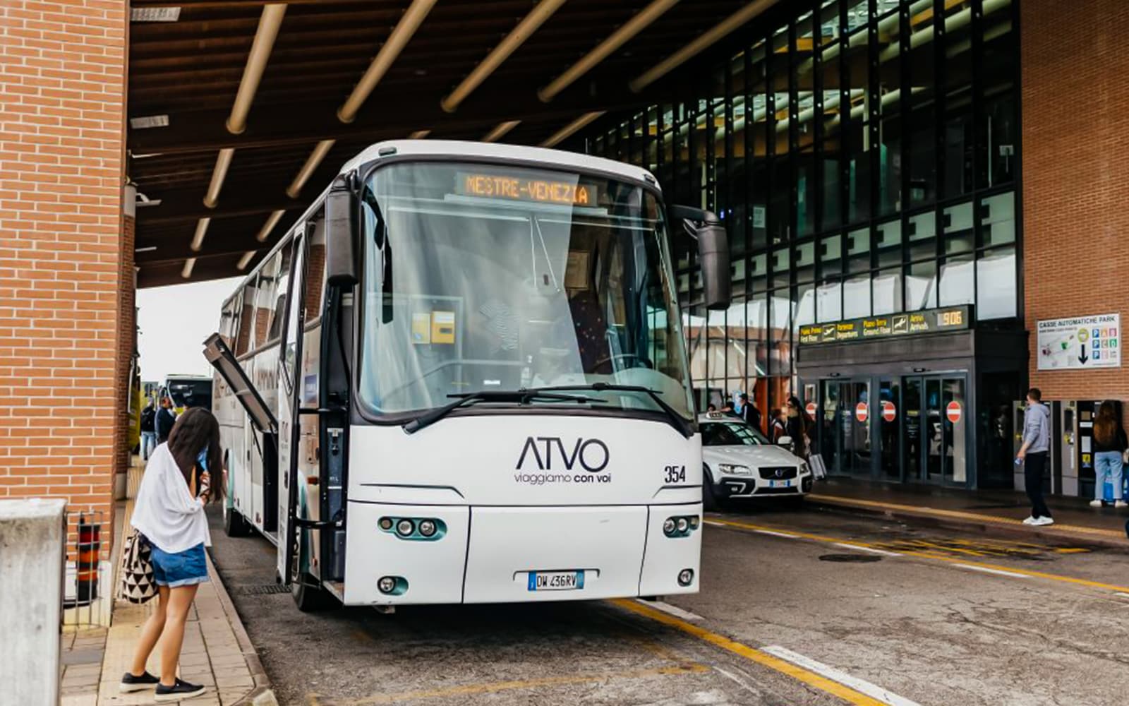 ATVO Round-Trip Tickets: Treviso Airport to/from Venice Piazzale Roma in Venice - Features | TickYourList