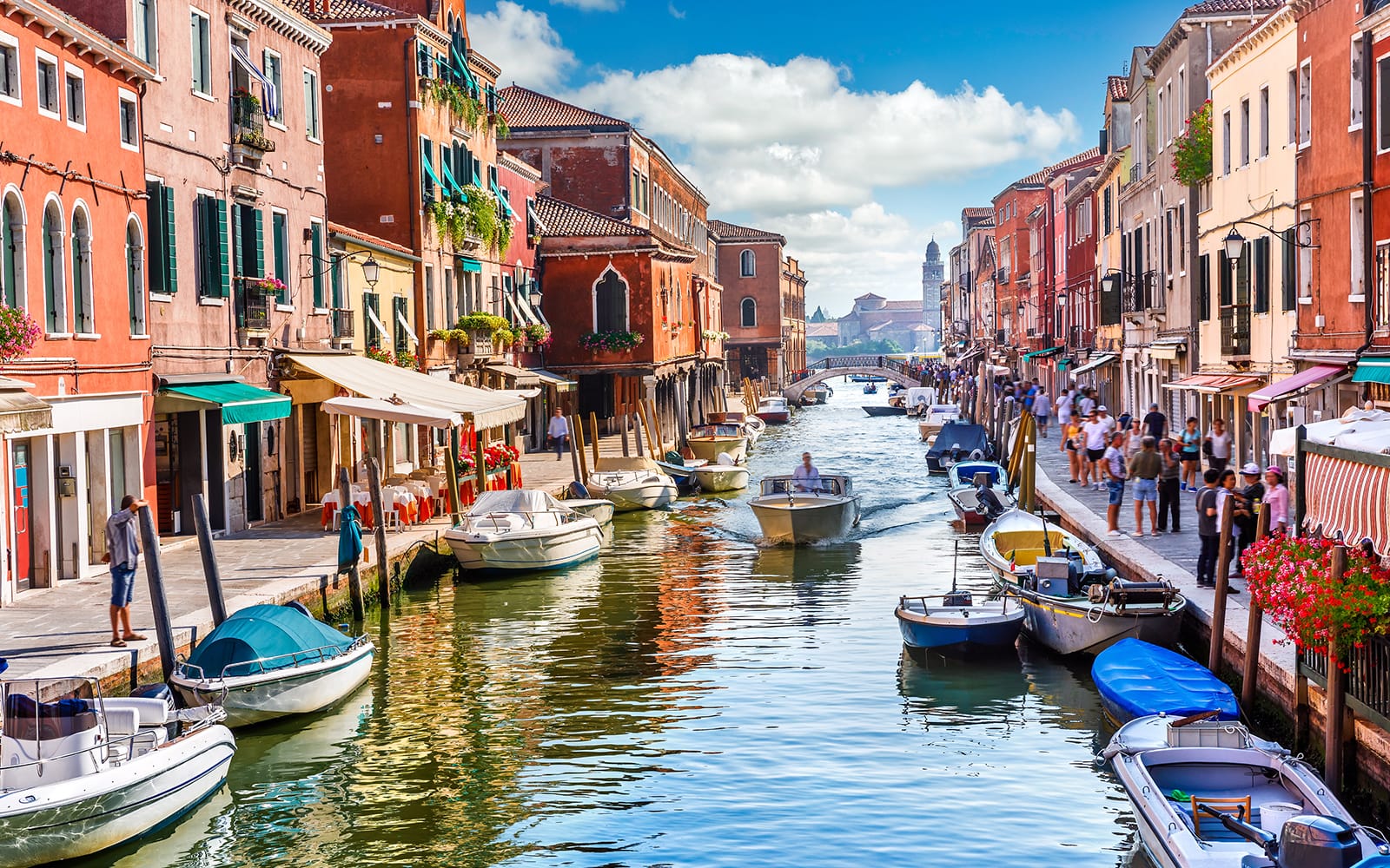 Venice in a Day: St. Mark’s, Doge’s Palace, Murano & Burano with Gondola Ride tickets in Venice - Features | TickYourList