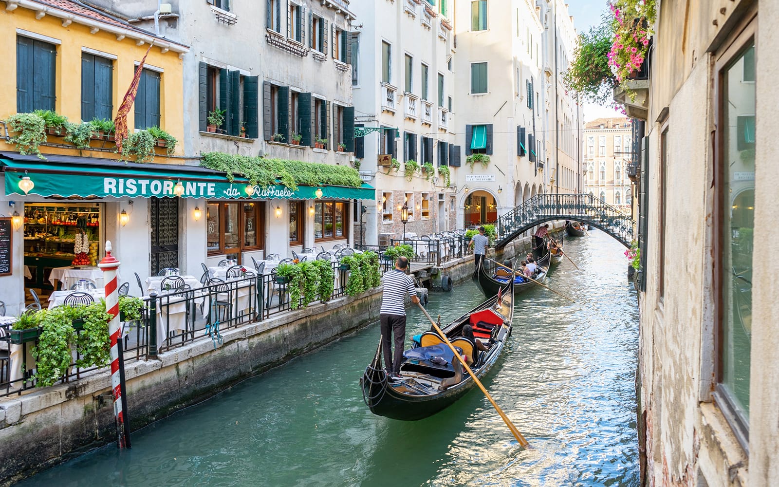 Venice Grand Canal Gondola Ride with Serenade tickets in Venice - Activities | TickYourList