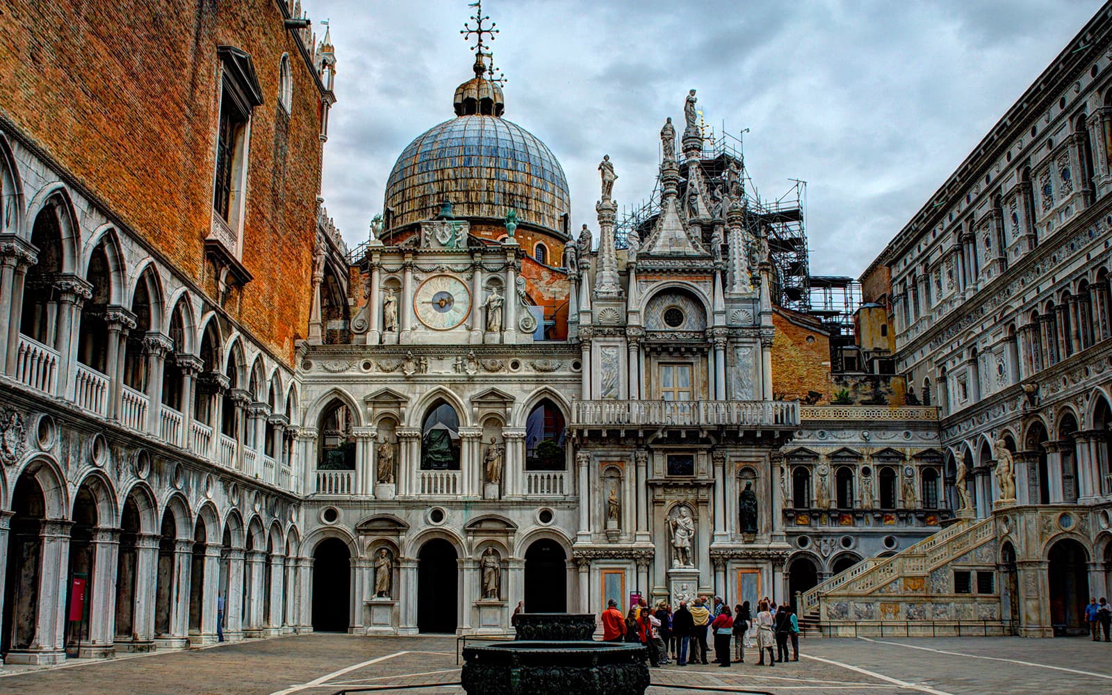 Venice Walking Tour & Doge's Palace Skip-the-Line Tickets