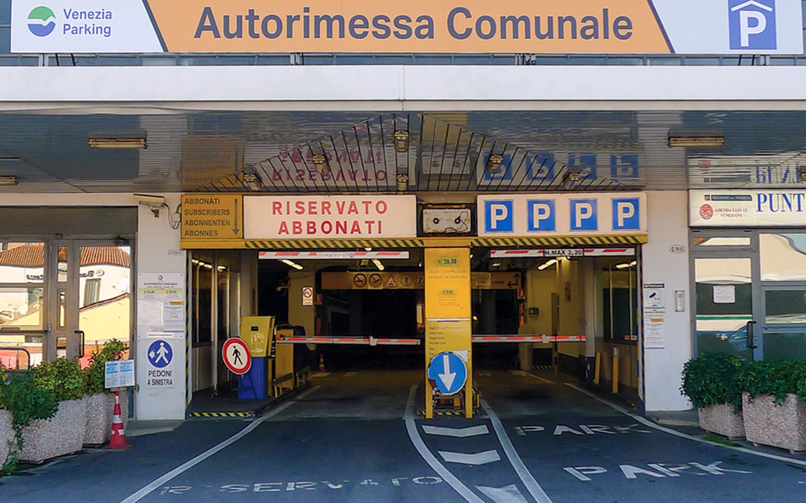 Piazzale Roma - Venice Parking