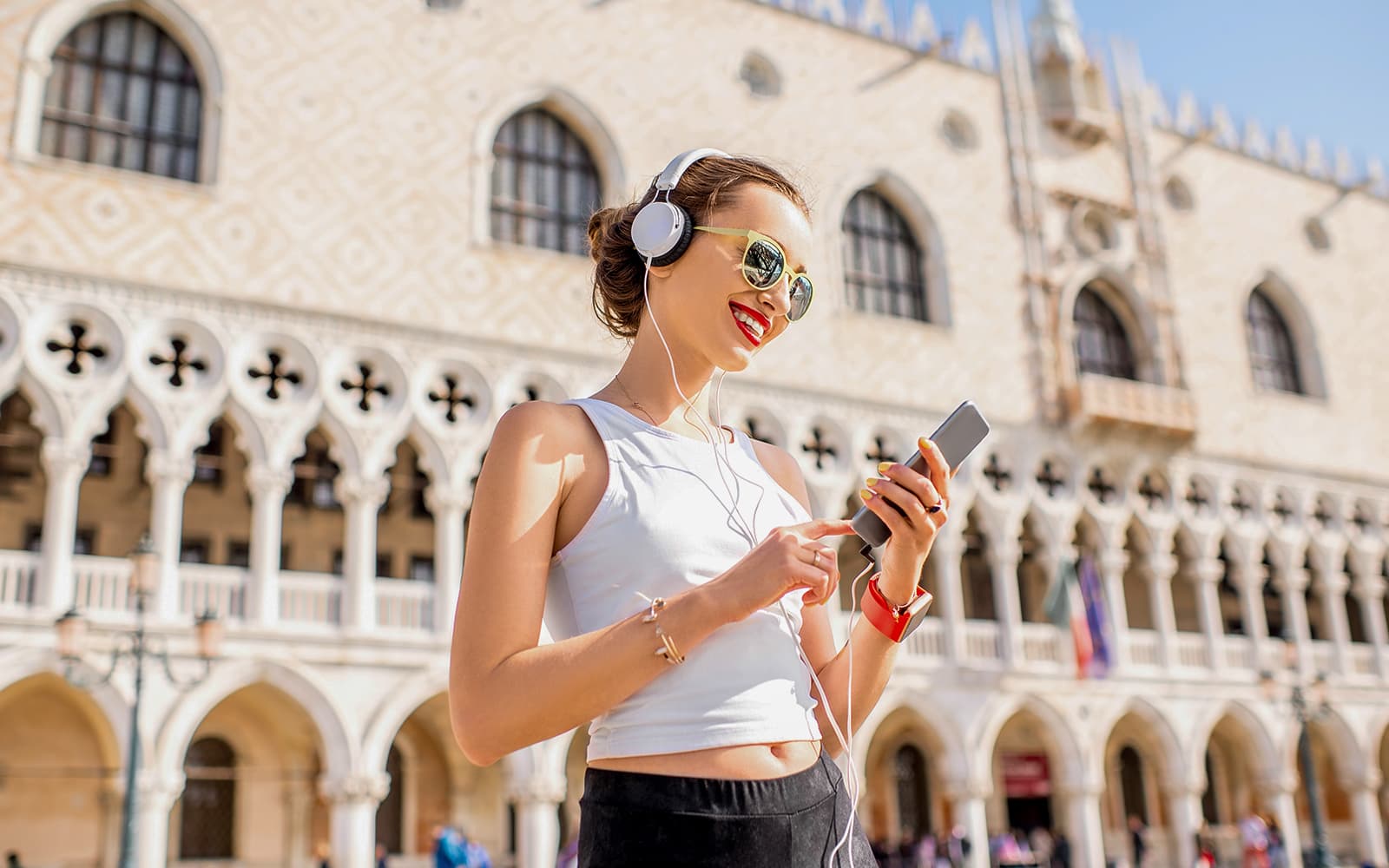 Venice & Murano Island Hop-On Hop-Off Boat Tour with Audio Guide tickets in Venice - Attractions | TickYourList