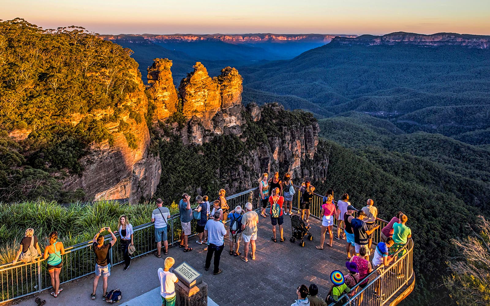 Blue Mountains Sunset Tour with Guided Bushwalks & Wildlife Trails tickets in Sydney - Activities | TickYourList