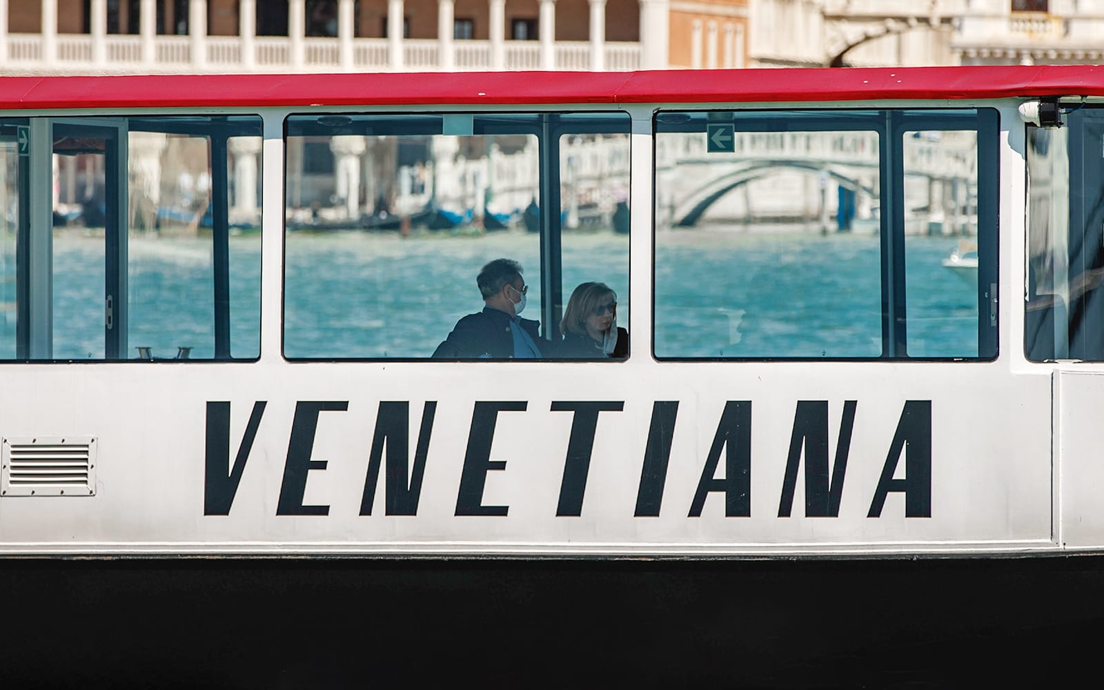 Combo: 24-Hour Hop-On Hop-Off Venice Boat Tour + Peggy Guggenheim Museum Tickets in Venice - Highlights | TickYourList