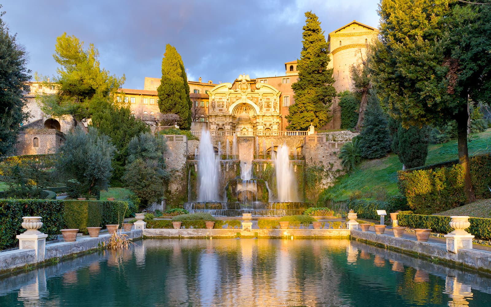 Villa d’Este Skip-the-Line Tickets with Digital Audio Guide
