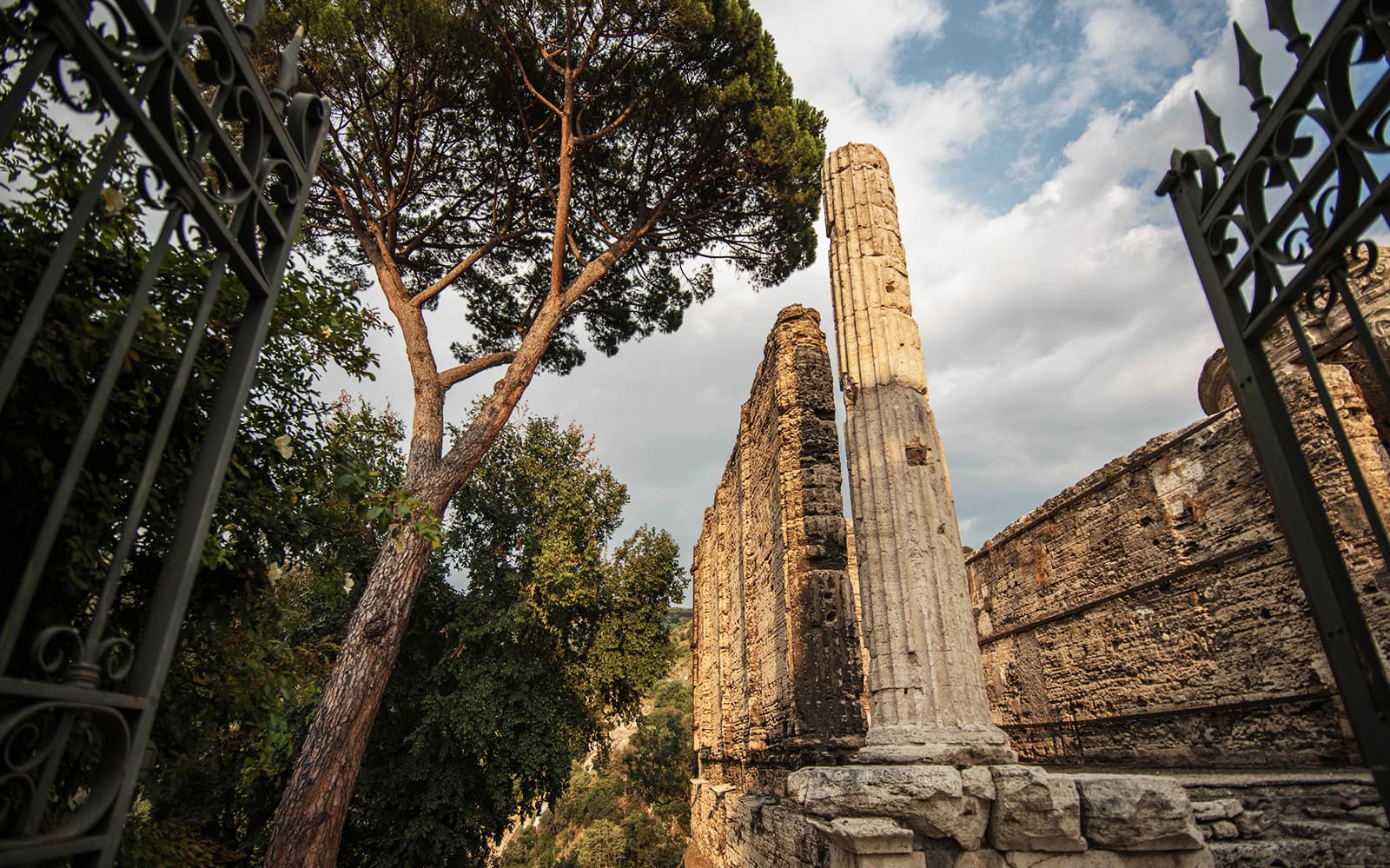 Entry Ticket to Villa Gregoriana in Tivoli - Activities | TickYourList