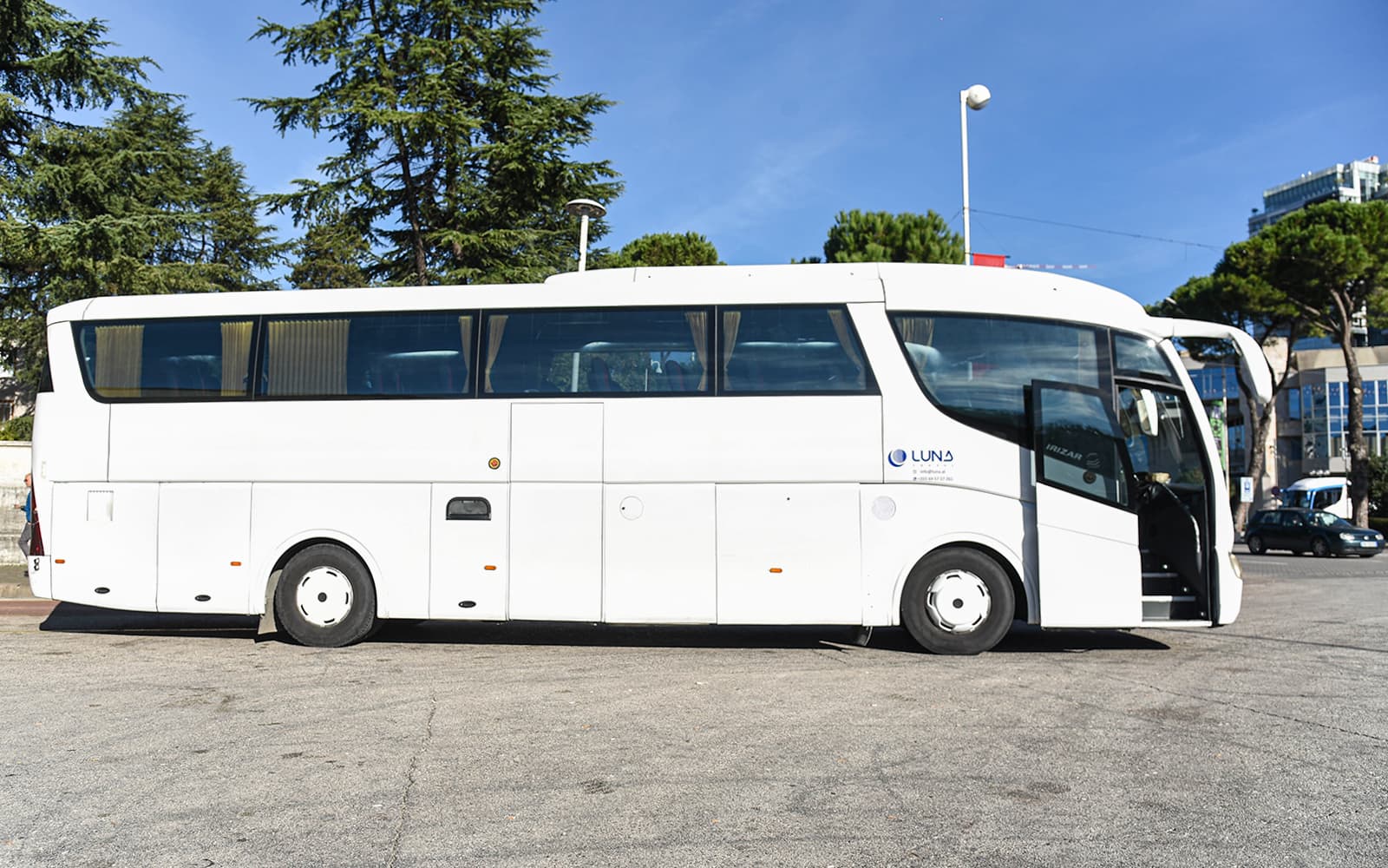Bus Transfers: Tirana Airport to/from Tirana Central by Luna tickets in Tirana - Features | TickYourList