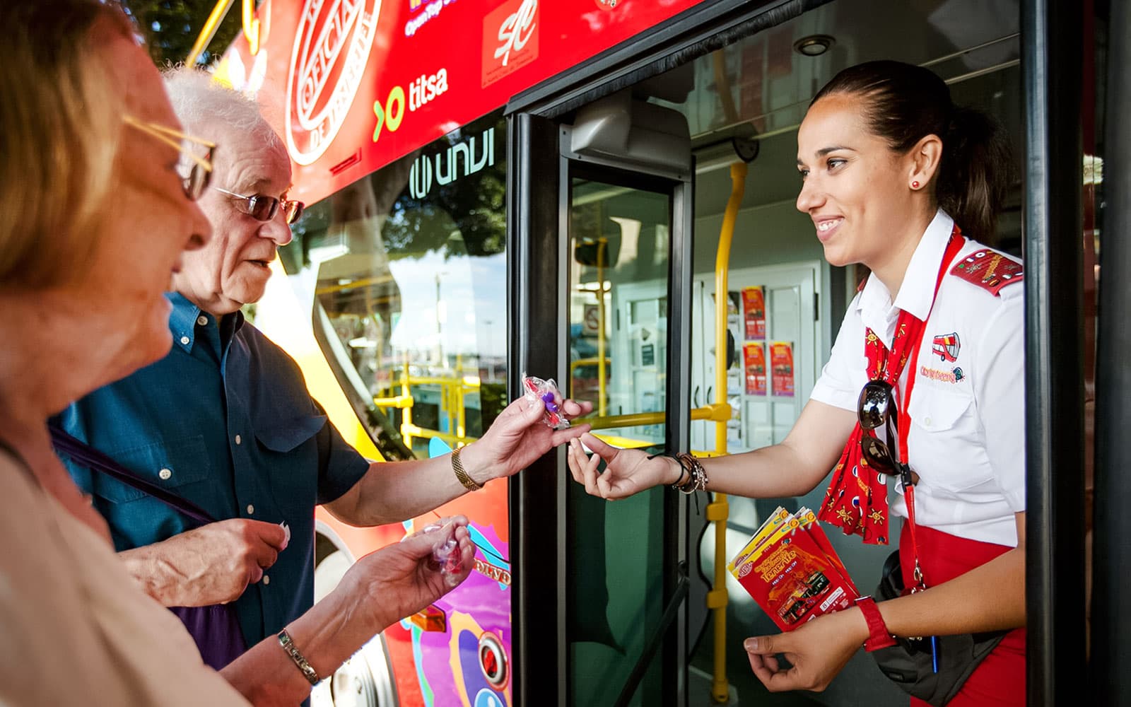City Sightseeing: Santa Cruz de Tenerife Hop-on Hop-off Bus Tour tickets in Tenerife - Features | TickYourList