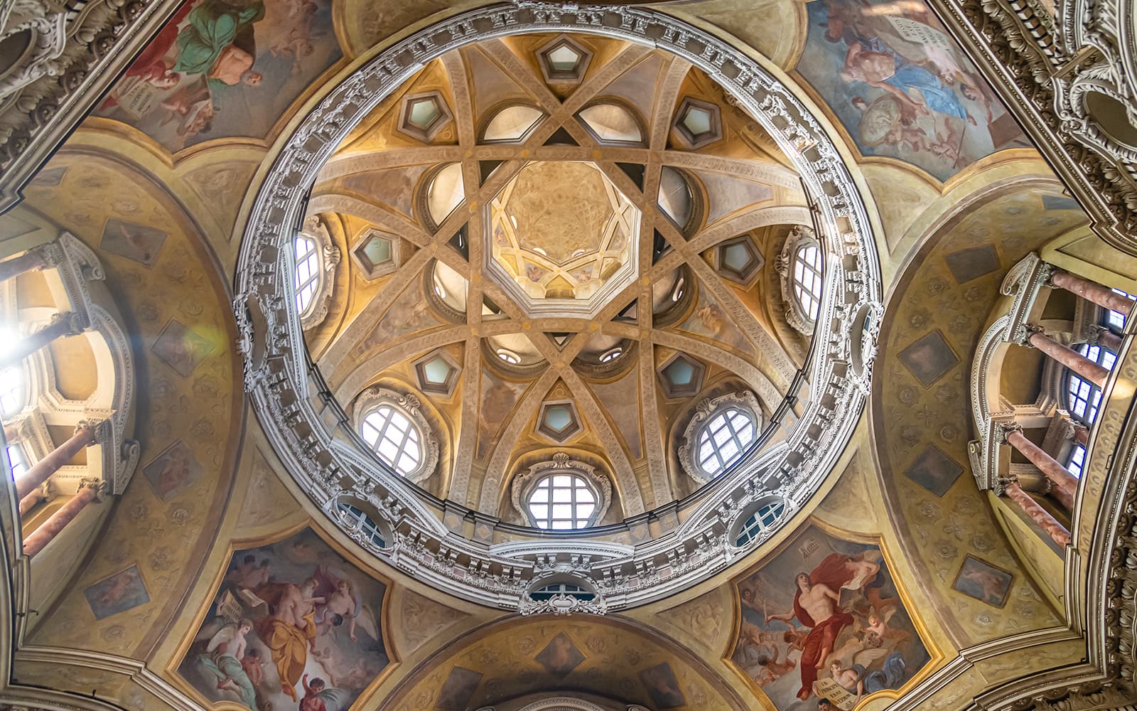 Royal Palace of Turin Skip-the-Line Tickets in Turin - Activities | TickYourList