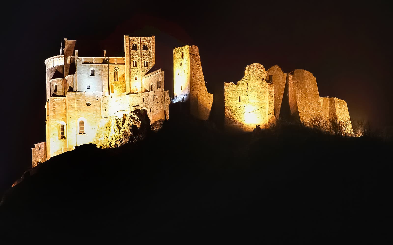Half-Day Medieval Sacra di San Michele Tour from Torino tickets in Turin - Features | TickYourList