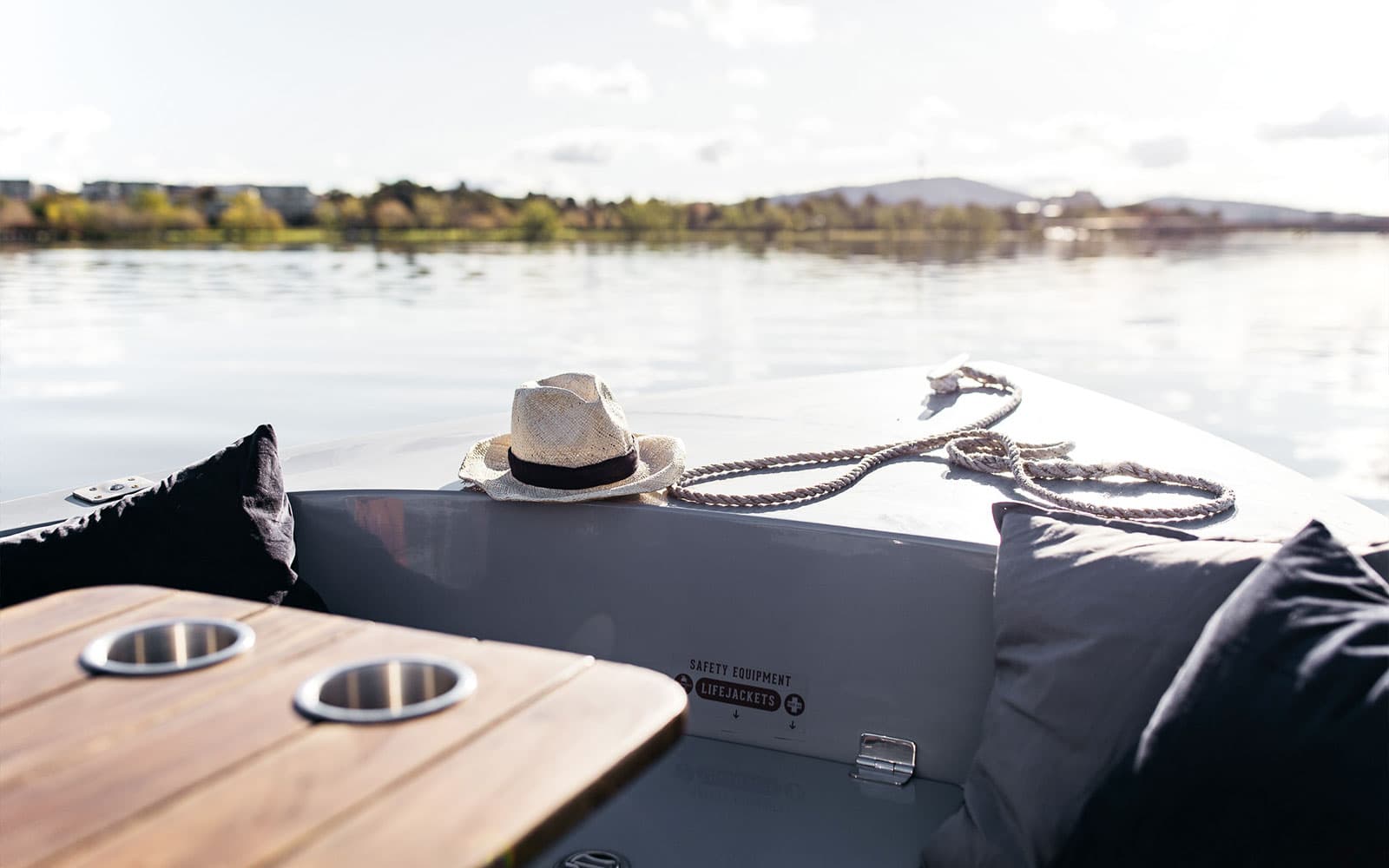 Self-Drive Electric Picnic Boat Tour in Sydney tickets in Sydney - Full Experience | TickYourList
