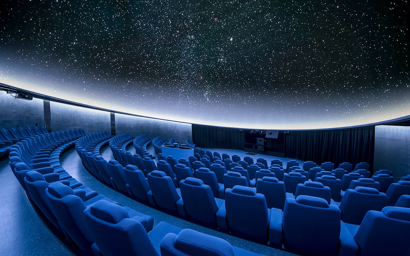 Combo: Hemisfèric + Science Museum Tickets in Valencia - Features | TickYourList