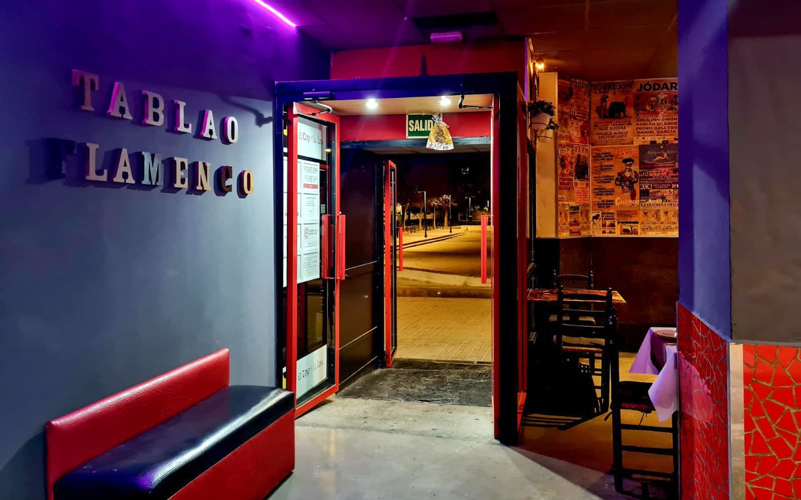 El Toro y la Luna - Flamenco Show tickets in Valencia - Features | TickYourList