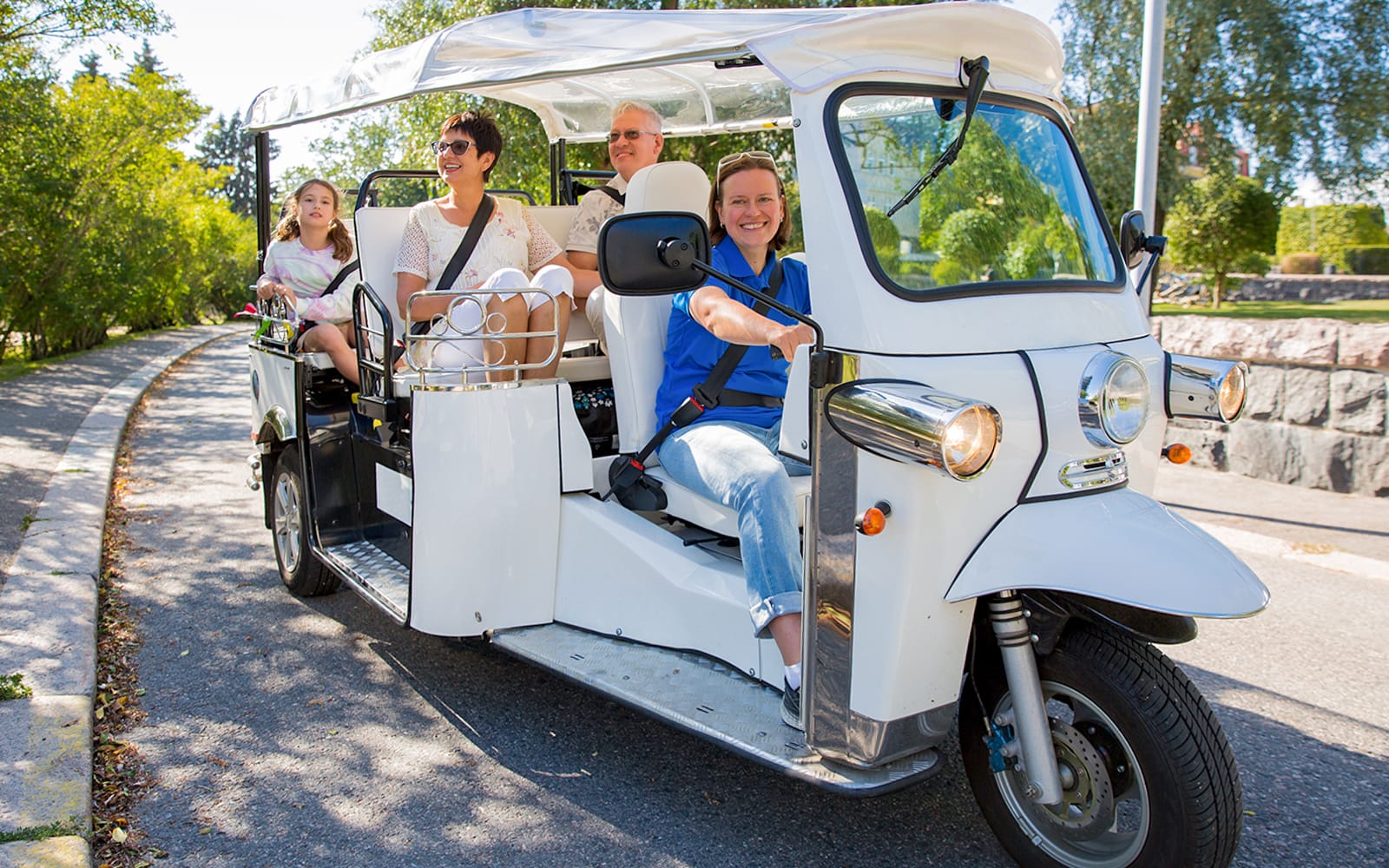 2-Hour Guided Tour of Valencia on Tuk Tuk experience tickets in Valencia | TickYourList